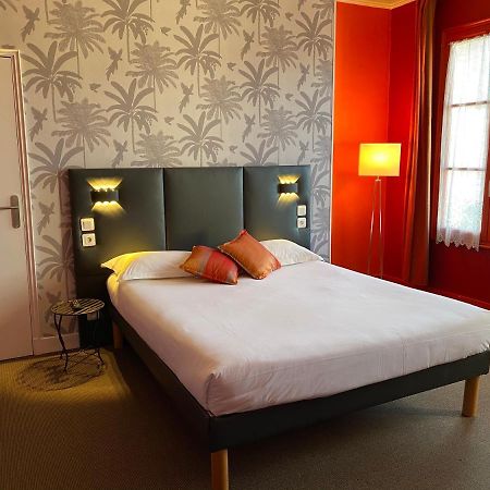 Hotel Colbert Тур Екстер'єр фото