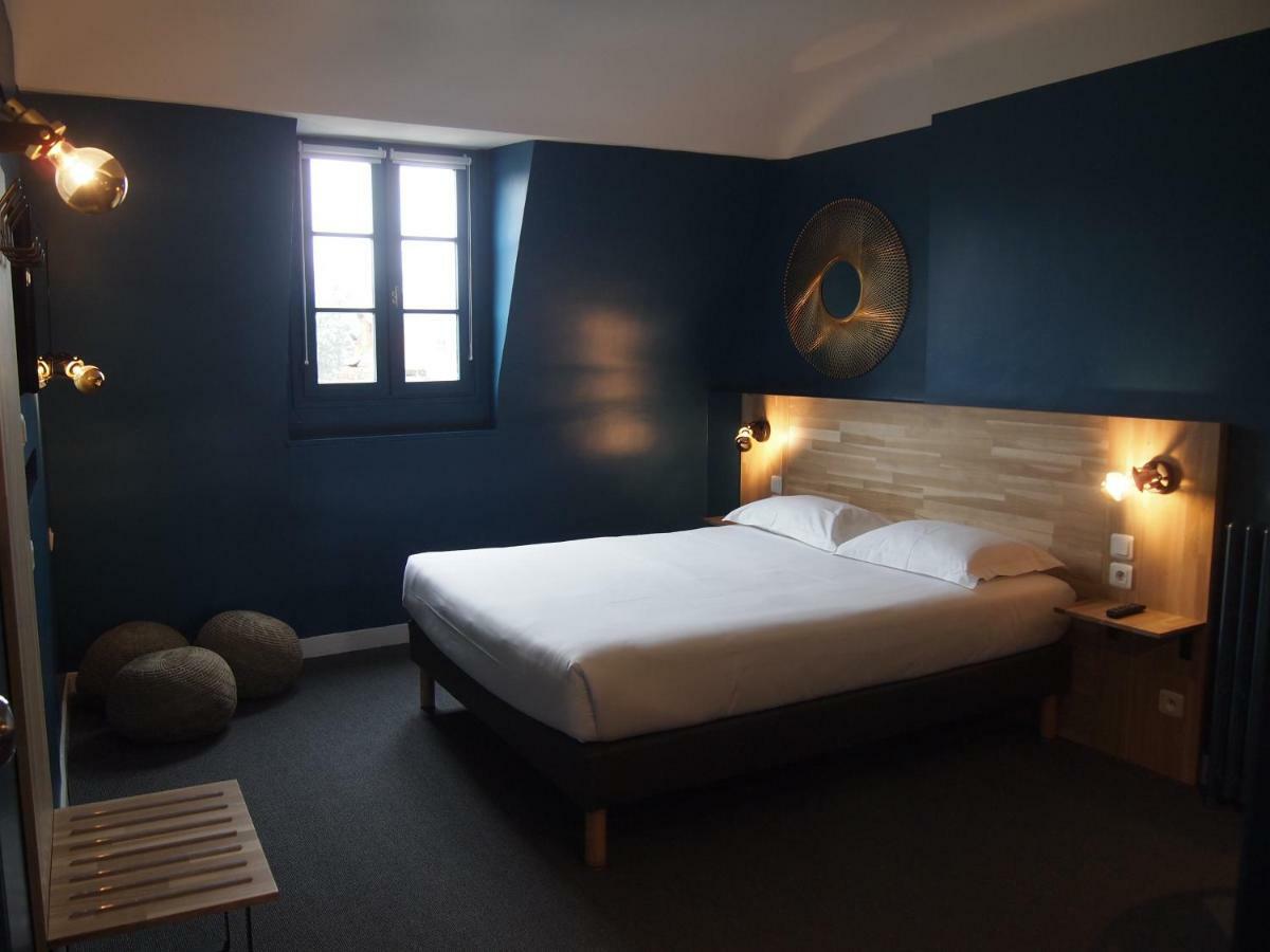 Hotel Colbert Тур Екстер'єр фото