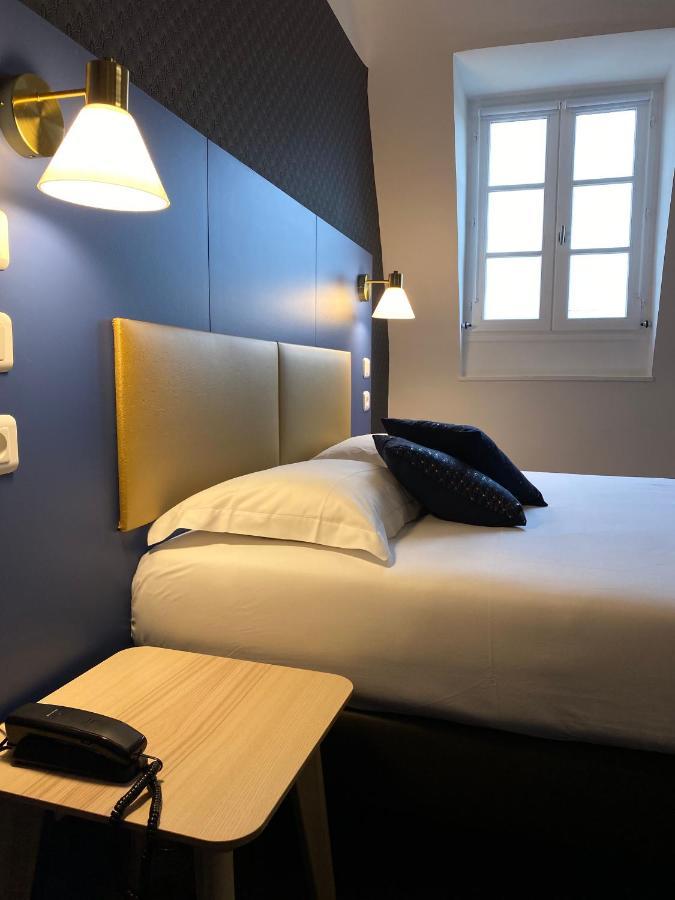 Hotel Colbert Тур Екстер'єр фото